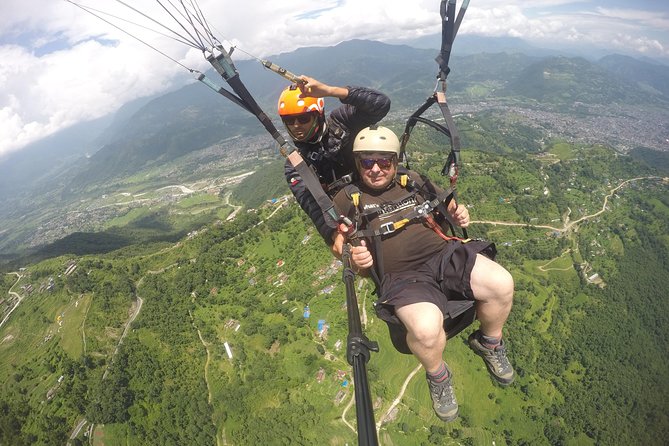 Paragliding - How the 2½-hour private paragliding day really works