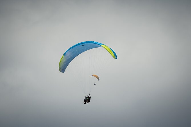 Paragliding Above Lake Ohrid in North Macedonia - Your 10-Minute Briefing: How the Pilot Sets You Up