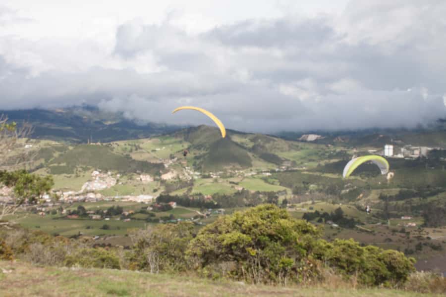 Paragliding Activity with Transfers from Bogota - From Bogotá to Sopó: how the transfer shapes your day
