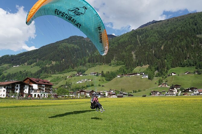 Paragliding adventure in Neustift im Stubaital - Safety briefing and gear: what’s provided, what you’ll feel
