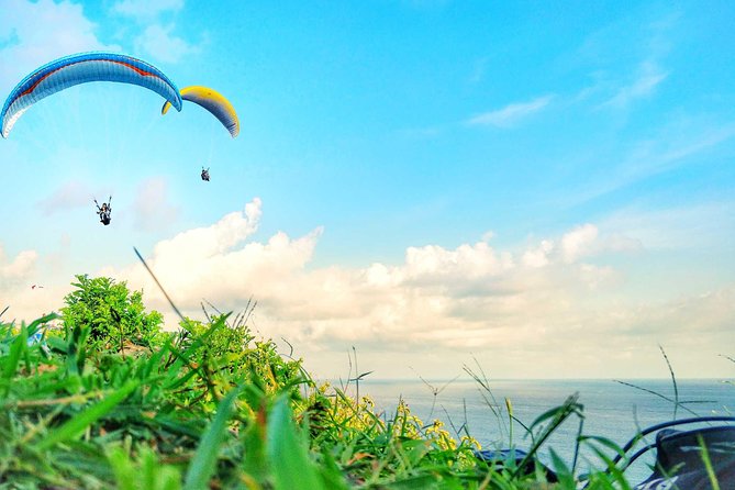 Paragliding Bali Nusa Dua cliff with Free Photo/Videos - Footage Included: GoPro-Style Recording and a Free SD Card