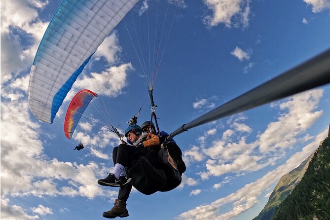 Paragliding Davos Early Bird (Video & Photos Included) - Tandem Pilot Confidence: Calm Coaching From a FOCA-Licensed Professional