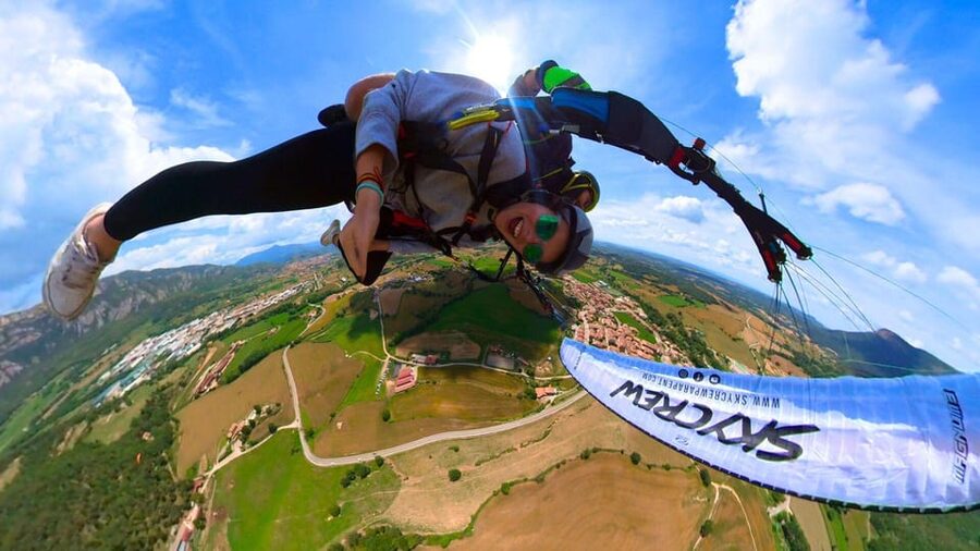 Paragliding: Experience the magic of flying near Barcelona. Report included - The HD Photo and Video Report: Your Best Souvenir