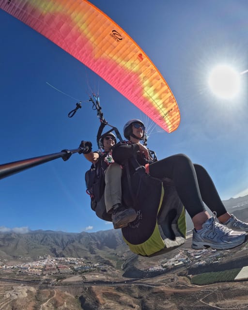 Paragliding flight with a Spanish Champion 2021/2022. - How the 2-Hour Experience Flows (Pickup, Van Ride, and Guided Time)