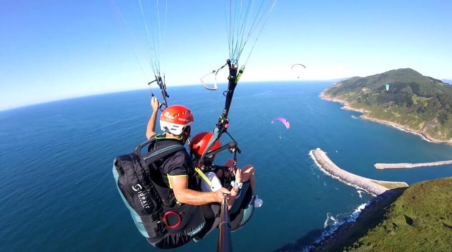 Paragliding in San Sebastian - Mount Kukuarri launch: where your adventure begins