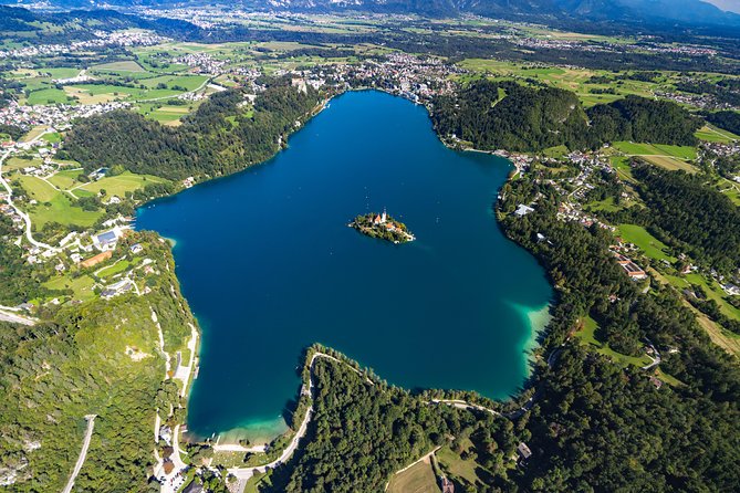 Paragliding Lake Bled - The Bled Pickup That Keeps the Day Simple