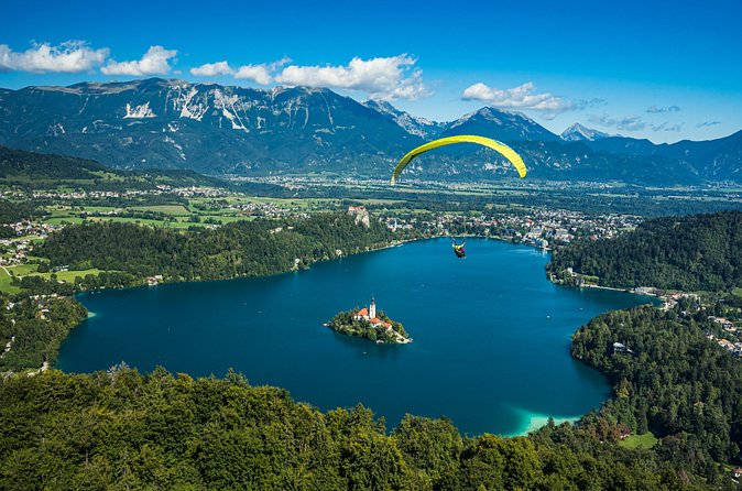 Paragliding Lake Bled - How Landing Feels (And Why the Return Ride Matters)