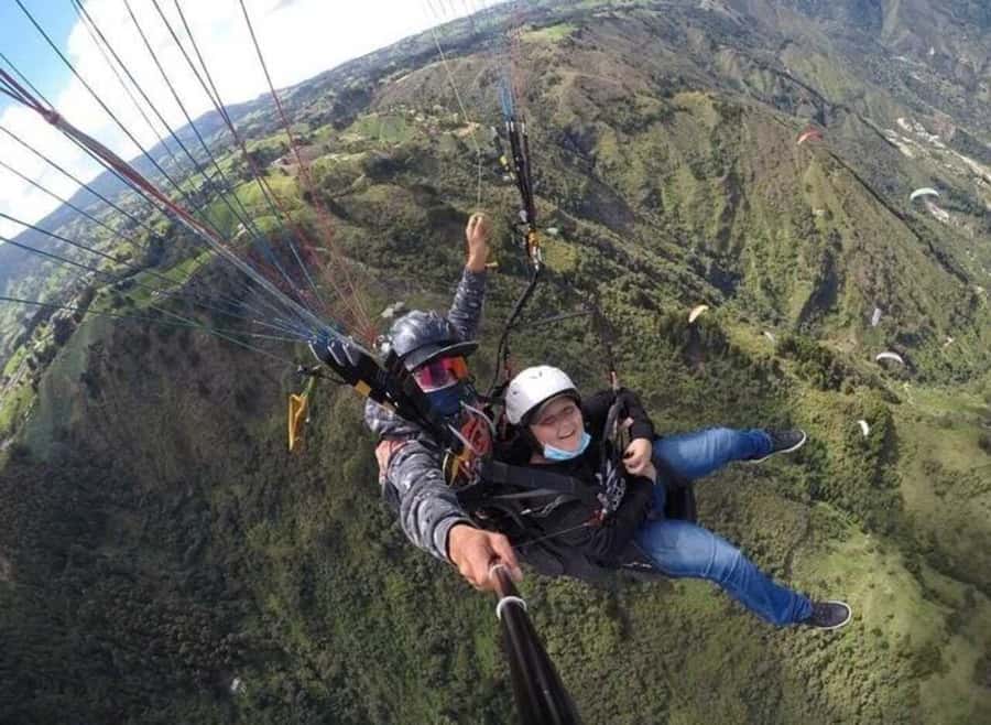 Paragliding Medellin with Transportation and free Videos - Practical Notes That Make the Day Easier