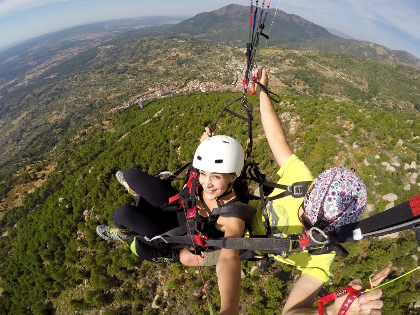 Paragliding Tandem Flight from Madrid - How Tandem Paragliding Works on Day One