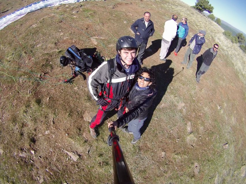 Paragliding Tandem Flight from Madrid - Gear and Clothing: Stay Warm Without Overthinking It