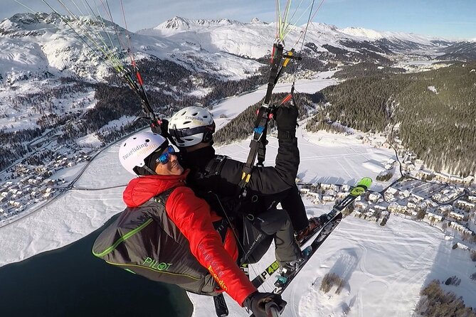 Paragliding Tandem Flights in Engadin - Briefing and gear: safety that doesn’t feel sterile