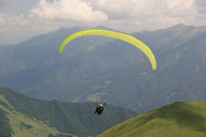 Paragliding tandem flights in Georgia - Who This Paragliding Experience Is Best For