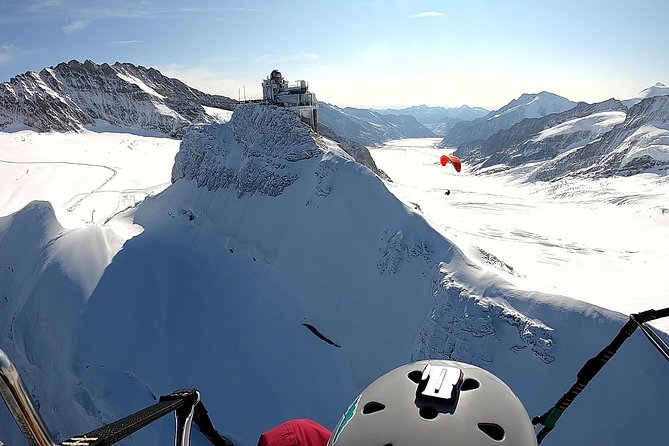 Paragliding Tandem in Switzerland - The photo and video part: how to get memories that last