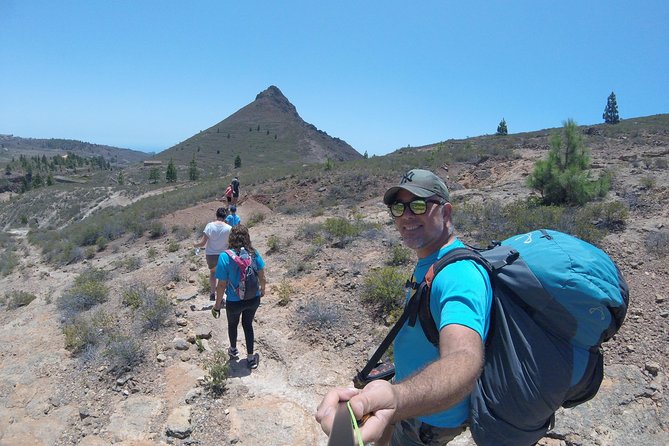 Premium Paragliding in Tenerife : Photos, videos and pickup included - Tandem paragliding over Teide and the Atlantic