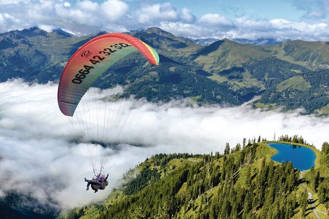 Private paragliding tandem flight in Fulseck - Key things that make Fulseck tandem paragliding worth it