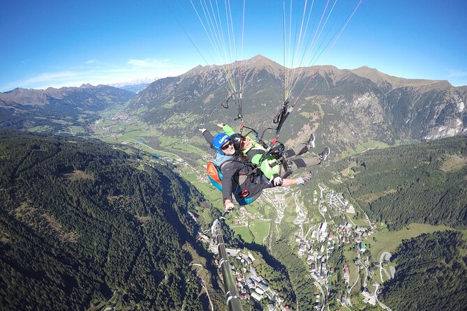 Private paragliding tandem flight in Fulseck - The tandem flight itself: quiet speed, clear views, and normal conversation