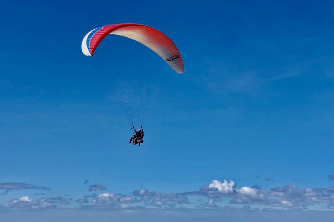 Private Tandem Paragliding Flight in Bizkaia - Where you start and how the timing usually works in Sopelana