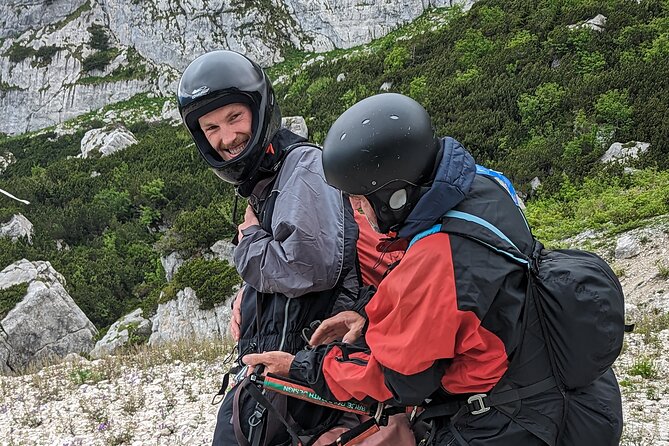 Private Tandem Paragliding in Soča Valley - Safety and vibes: why the pilots matter more than you think