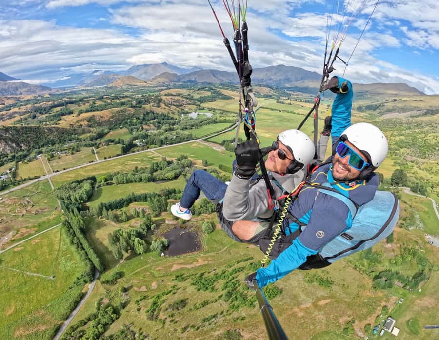 Queenstown: Tandem Paragliding Experience - Coronet Peak launches the right kind of wow