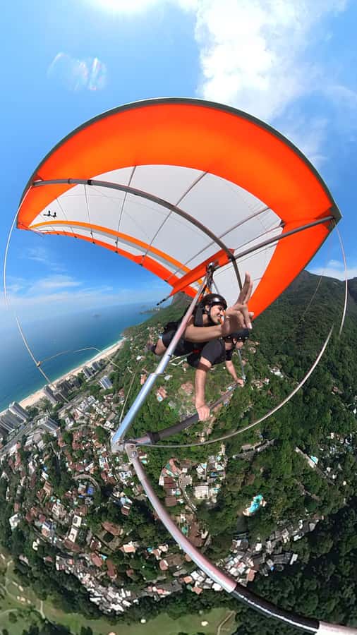 Rio de Janeiro: Hang Gliding or Paragliding Flights - The Pilot Experience: Confidence from Ricardo and Team