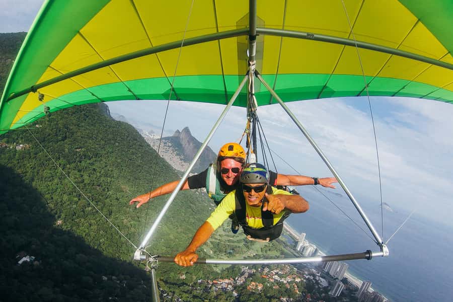 Rio de Janeiro: Hang Gliding Tandem Flight - Safety briefing, rehearsal, and the wind decision