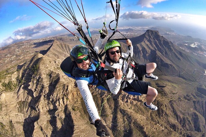 SILVER 1000m paragliding tandem flight above South Tenerife - Key things to know before you go
