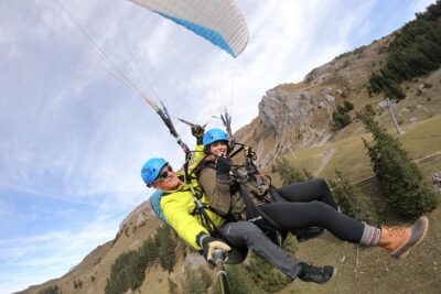 Tandem Flight Zurich-Engelberg - The preflight part: cable car, safety briefing, then into the wind