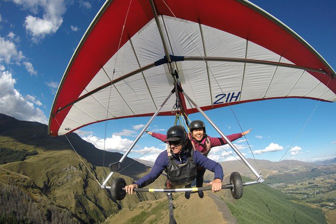 Tandem Hang Gliding - Key Things to Know Before You Fly