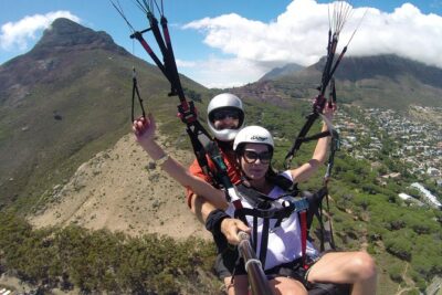 Tandem Paragliding Cape Town Experience TABLE MOUNTAIN PARAGLIDE - The Real Route: Over Cape Town, Then Down to Seapoint
