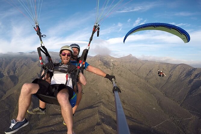 Tandem Paragliding Flight in Costa Adeje from 1100m - Time on the Ground vs. Time in the Air: How the Schedule Feels