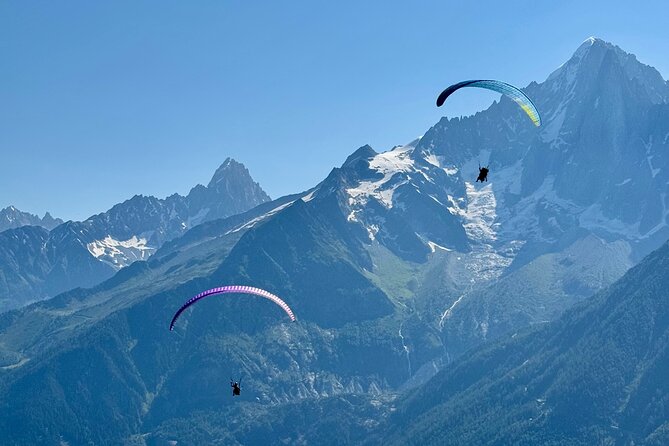Tandem Paragliding Flight to Chamonix Facing Mont Blanc - What to wear: sports shoes and a windproof layer