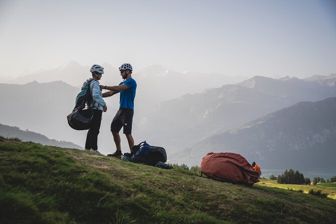 Tandem Paragliding in Interlaken - Your 1 hour 15 minute plan: from meeting point to a 10–20 minute flight