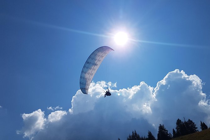 Tandem paragliding in the Stubai Valley near Innsbruck - Neustift and Fulpmes in the Flight Plan: Seeing the Valley’s Main Features
