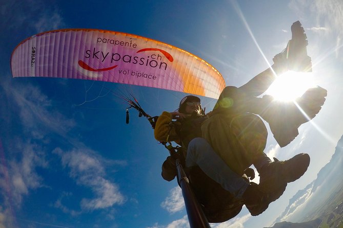 Tandy paragliding - Lake Geneva From Above: What the Flight Feels Like