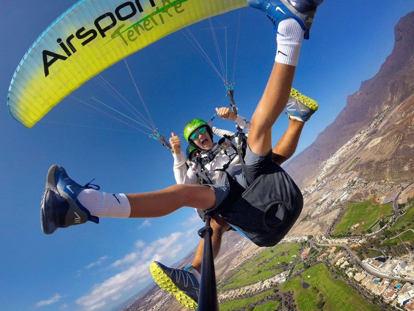 Tenerife: Tandem Paragliding Flight - Launch and first minutes: connecting to the glider and settling into the air