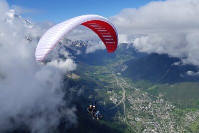 Two-seater paragliding flight in Chamonix - The 20-Minute Baptism: Coaching That Helps You Relax