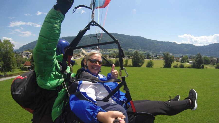 Villach/Ossiachersee: Paragliding "Panorama" Tandemflug - The Tandem Flight Over Lake Ossiach: Where the time really matters