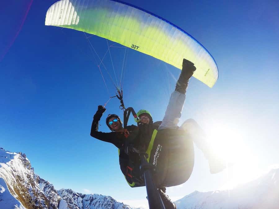 Wanaka: Tandem Paragliding Experience - Smooth Glide or Roller-Coaster Moments: You Get to Choose the Vibe