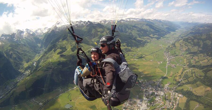 Zell am See: Schmittenhöhe Tandem Paragliding Flight - The Cable Car Ride: Why It’s Part of the Experience
