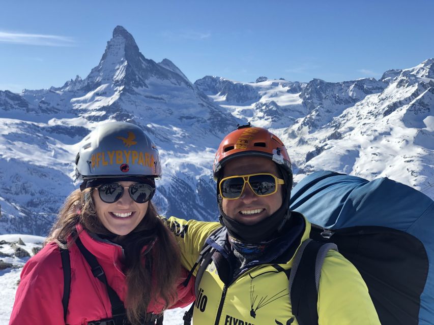 Zermatt: Paragliding Tandem Flight - Meeting at the train stop: finding FLYBYPARA without stress