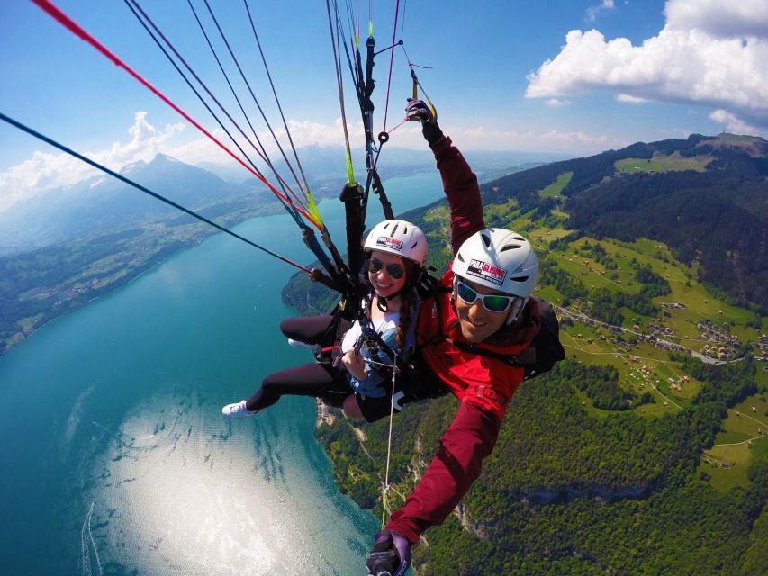 Zurich: Day trip to Interlaken incl. tandem paragliding - From Interlaken office to takeoff: the safety talk happens while you’re still in motion