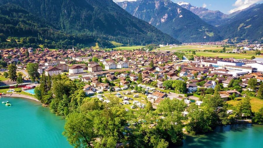 Zurich: Day trip to Interlaken incl. tandem paragliding - Interlaken free time: a good break, but bring your own plan